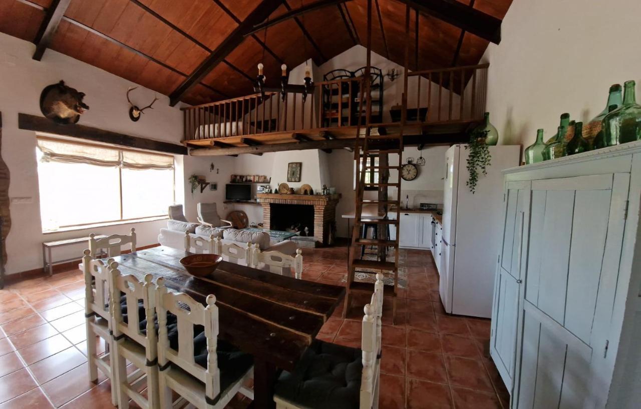 Villa Botero Constantina Extérieur photo